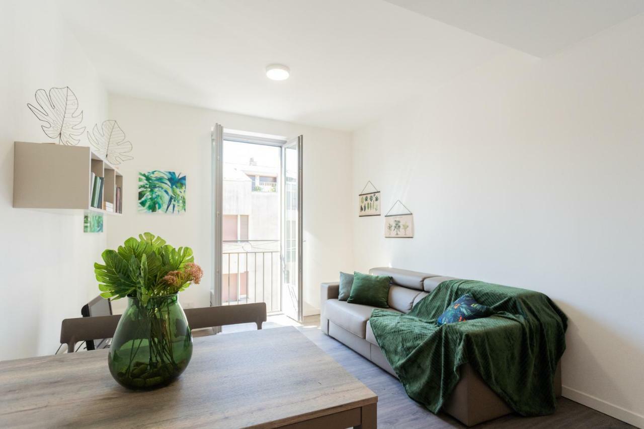Central & Modern Apartment By Rent All Como Exterior photo